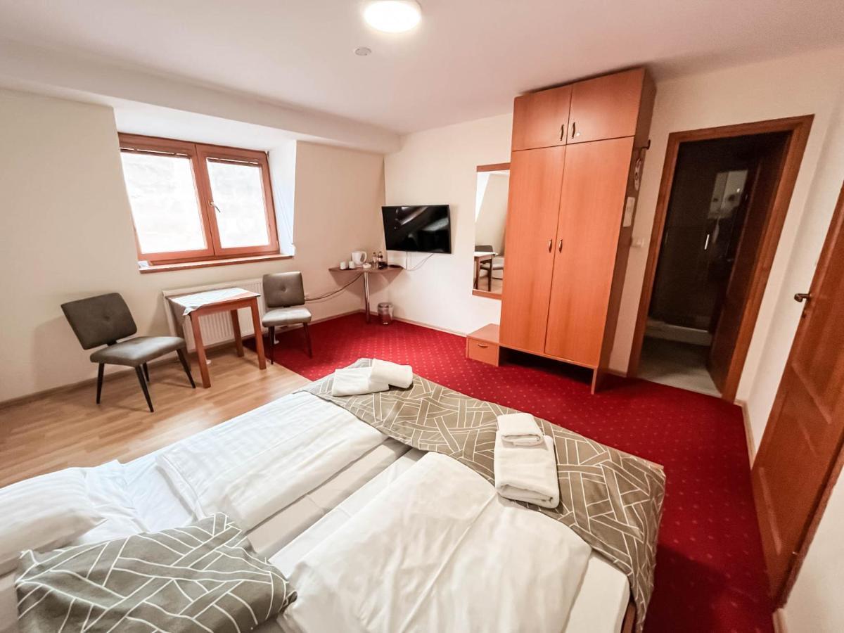Penzión Tavel Prešov Exterior foto
